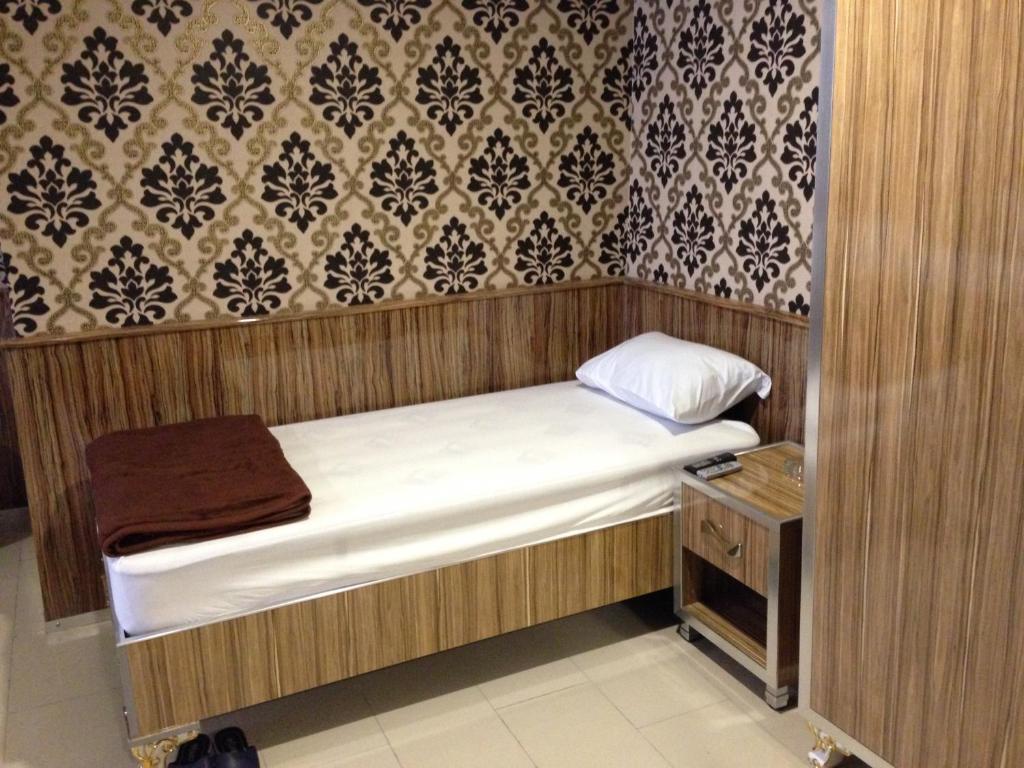 Istiklal Hotel Sanlıurfa Buitenkant foto
