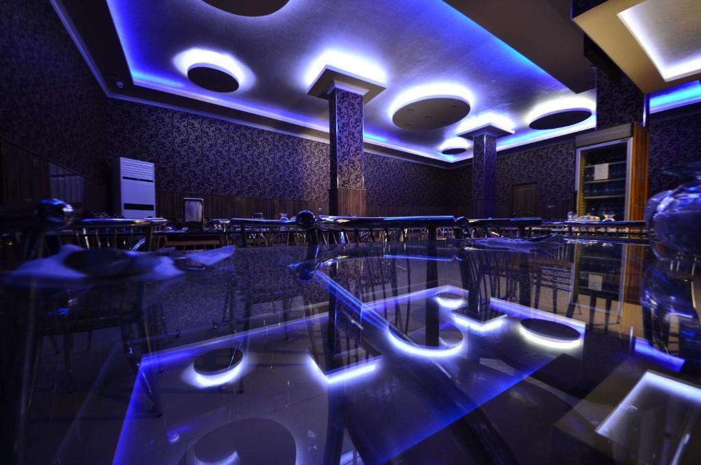 Istiklal Hotel Sanlıurfa Buitenkant foto
