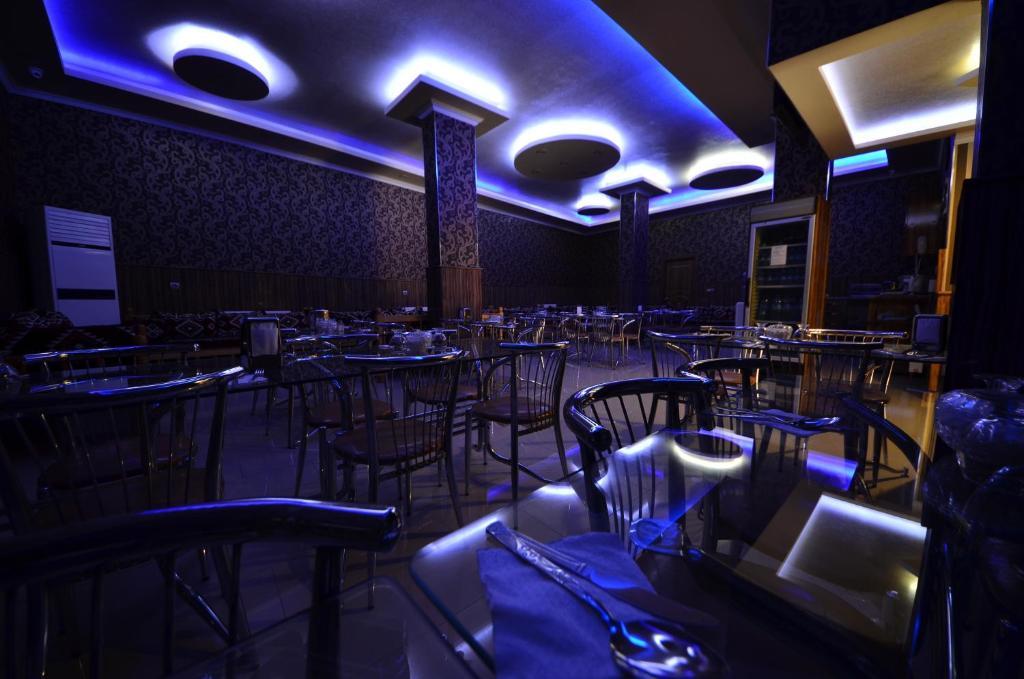 Istiklal Hotel Sanlıurfa Buitenkant foto