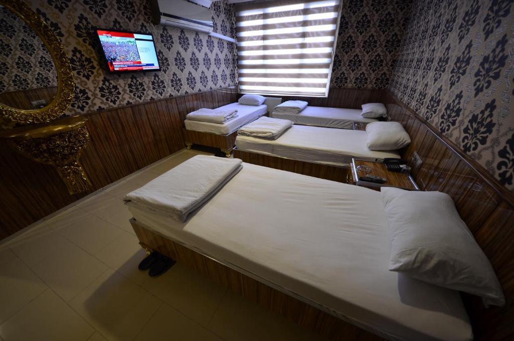 Istiklal Hotel Sanlıurfa Buitenkant foto