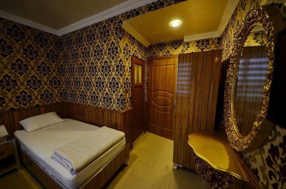 Istiklal Hotel Sanlıurfa Buitenkant foto