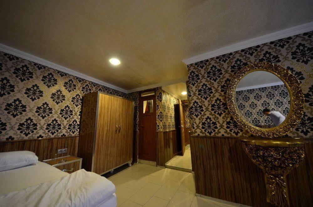 Istiklal Hotel Sanlıurfa Buitenkant foto